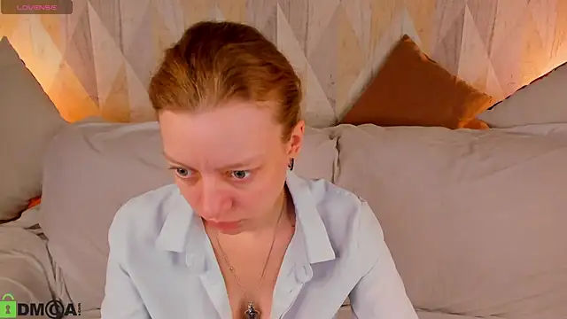 Michelle Blond online show from May 22, 2026, 1:03 am