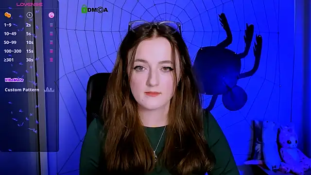 luna berryy online show from October 29, 2025, 8:41 pm