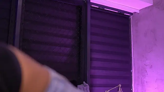 Snapshot of Candy_Ivy chatting on September 20, 2025, 6:02 pm Candy Ivy online show from September 20, 2025, 6:02 pm