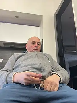 Snapshot of pantomax chatting on February 18, 2025, 1:44 pm pantomax online show from February 18, 2025, 1:44 pm