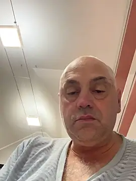 Snapshot of pantomax chatting on April 6, 2026, 4:46 am pantomax online show from April 6, 2026, 4:46 am