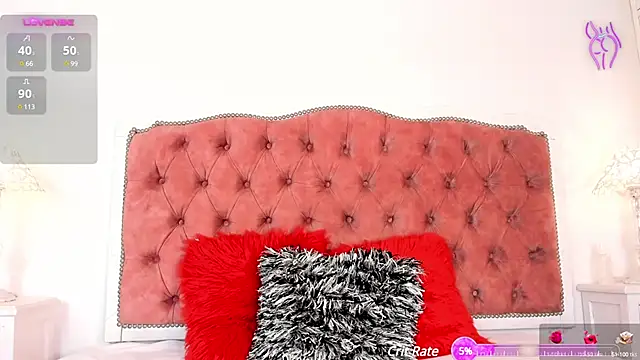 amberlitle online show from March 18, 2025, 12:06 pm