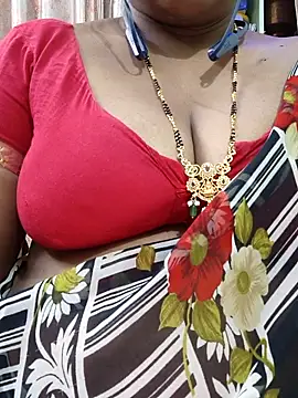 Snapshot of sweety_telugupilla chatting on March 21, 2026, 6:25 am sweety telugupilla online show from March 21, 2026, 6:25 am