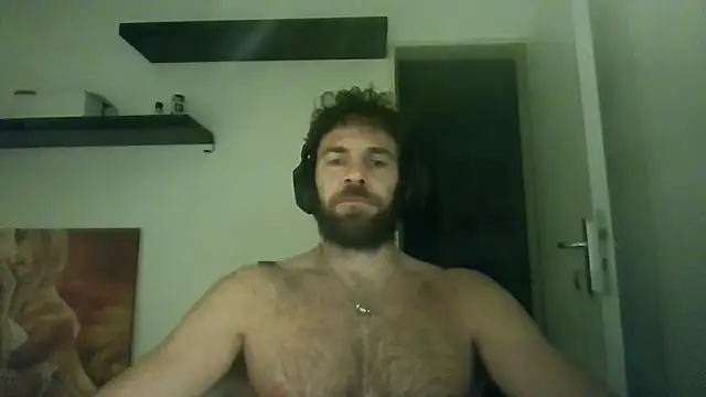 alpha-hunk online show from November 2, 2025, 9:42 pm