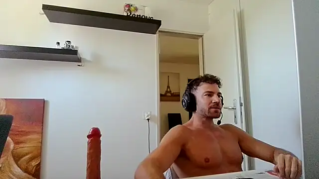alpha-hunk online show from May 23, 2026, 9:41 am