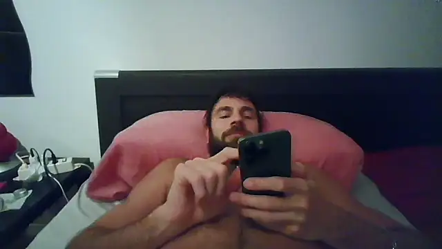 alpha-hunk online show from October 29, 2025, 8:19 pm