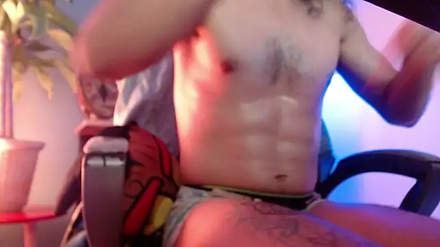 Snapshot of Sr_Magnus_ chatting on March 19, 2025, 7:40 am Sr Magnus online show from March 19, 2025, 7:40 am