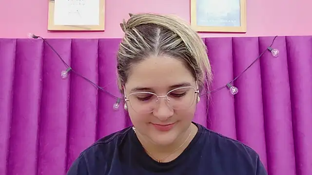 collegepawglovedaddy online show from November 29, 2025, 7:36 pm