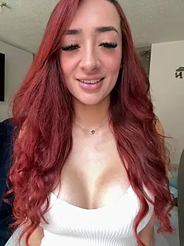 Snapshot of ariiel_ chatting on February 8, 2026, 4:26 pm ariiel online show from February 8, 2026, 4:26 pm