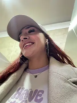 Snapshot of ariiel_ chatting on February 12, 2026, 5:34 pm ariiel online show from February 12, 2026, 5:34 pm