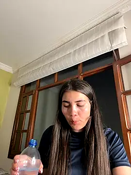 aurora divine online show from October 24, 2025, 10:53 pm