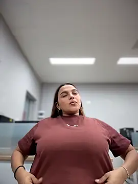 Snapshot of vivicolibri chatting on March 6, 2026, 3:18 pm vivicolibri online show from March 6, 2026, 3:18 pm