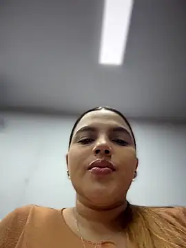 Snapshot of vivicolibri chatting on February 16, 2026, 11:31 am vivicolibri online show from February 16, 2026, 11:31 am