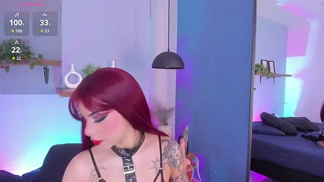 Snapshot of maddy_walker chatting on December 17, 2025, 12:32 pm maddy walker online show from December 17, 2025, 12:32 pm