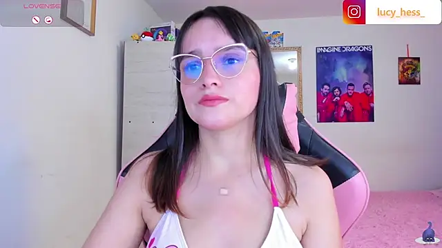 Snapshot of Lucyy-hess chatting on June 23, 2026, 5:00 pm Lucyy-hess online show from June 23, 2026, 5:00 pm