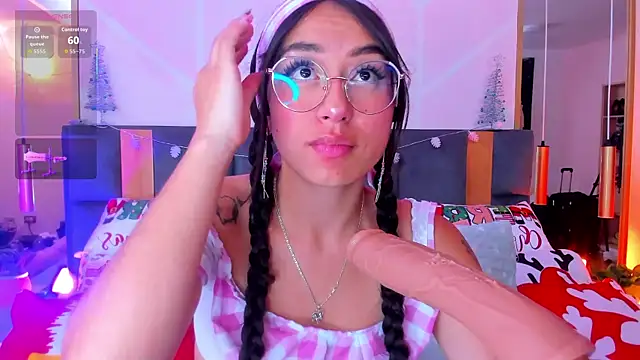 MadyJackson online show from December 2, 2025, 11:45 am