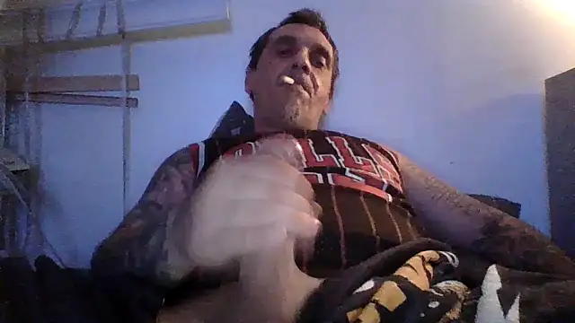 Snapshot of CandiedPompano chatting on June 16, 2026, 3:06 am CandiedPompano online show from June 16, 2026, 3:06 am