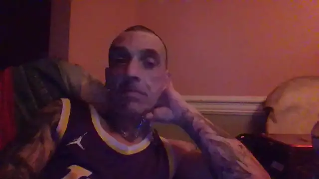 Snapshot of CandiedPompano chatting on November 1, 2025, 6:51 am CandiedPompano online show from November 1, 2025, 6:51 am