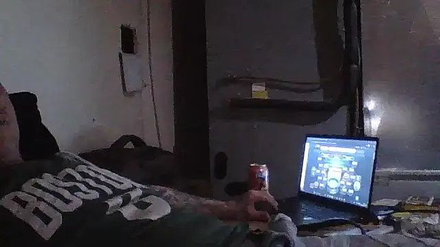 Snapshot of CandiedPompano chatting on October 27, 2025, 9:38 pm CandiedPompano online show from October 27, 2025, 9:38 pm