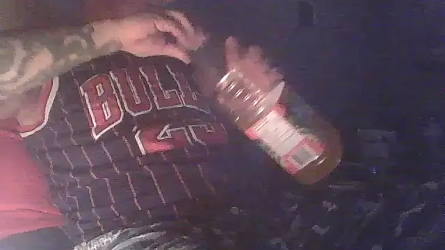 Snapshot of CandiedPompano chatting on November 17, 2025, 3:32 am CandiedPompano online show from November 17, 2025, 3:32 am