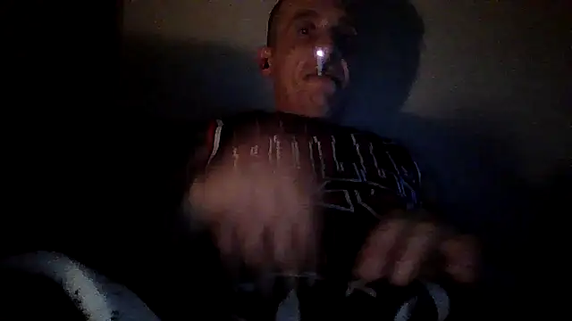 Snapshot of CandiedPompano chatting on October 31, 2025, 5:37 am CandiedPompano online show from October 31, 2025, 5:37 am