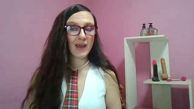Snapshot of LolaBoobs chatting on April 23, 2026, 7:59 am LolaBoobs online show from April 23, 2026, 7:59 am