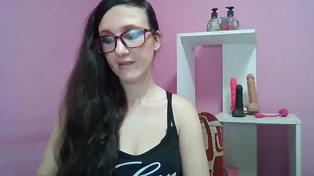 Snapshot of LolaBoobs chatting on April 21, 2026, 7:15 am LolaBoobs online show from April 21, 2026, 7:15 am