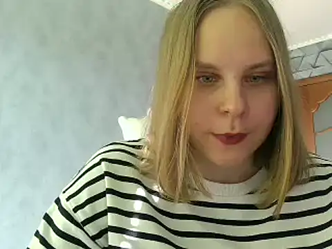 Thalia  Star online show from March 7, 2025, 12:34 pm