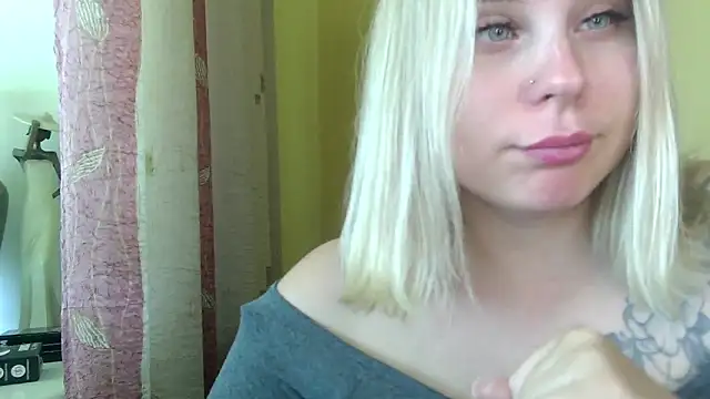 Thalia  Star online show from September 14, 2025, 9:42 am