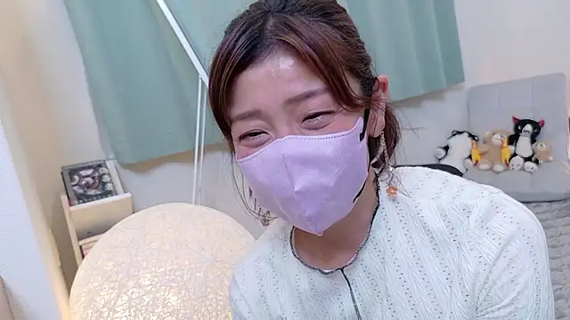 Snapshot of Risa_06 chatting on May 19, 2026, 12:34 pm Risa 06 online show from May 19, 2026, 12:34 pm