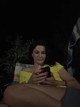 -OLYA- online show from October 14, 2025, 9:47 pm