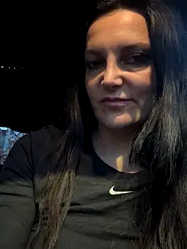 Snapshot of -OLYA- chatting on December 17, 2025, 7:02 am -OLYA- online show from December 17, 2025, 7:02 am