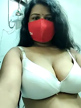 Snapshot of Dr_Chhaya chatting on April 7, 2026, 2:57 am Dr Chhaya online show from April 7, 2026, 2:57 am