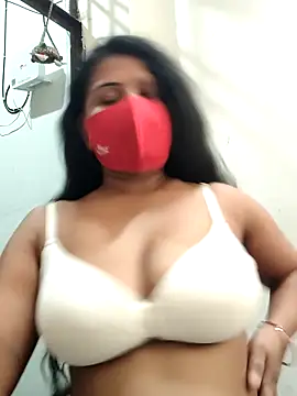 Snapshot of Dr_Chhaya chatting on April 6, 2026, 9:43 am Dr Chhaya online show from April 6, 2026, 9:43 am