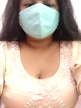 Snapshot of Dr_Chhaya chatting on November 7, 2025, 11:26 am Dr Chhaya online show from November 7, 2025, 11:26 am