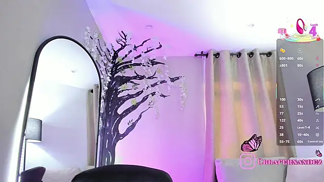 ebbafernandez  online show from May 21, 2026, 11:51 am