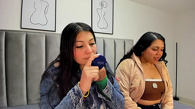 Snapshot of Laiia_Page chatting on October 13, 2025, 12:29 pm Laiia Page online show from October 13, 2025, 12:29 pm