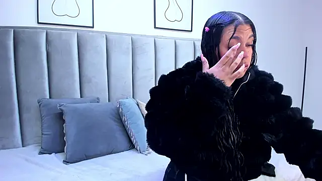 Snapshot of Laiia_Page chatting on October 29, 2025, 11:53 am Laiia Page online show from October 29, 2025, 11:53 am