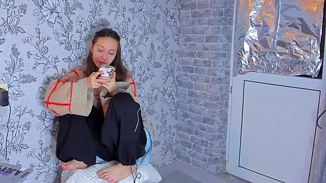 Snapshot of EllaSky_xoxo chatting on November 29, 2025, 7:58 pm EllaSky xoxo online show from November 29, 2025, 7:58 pm