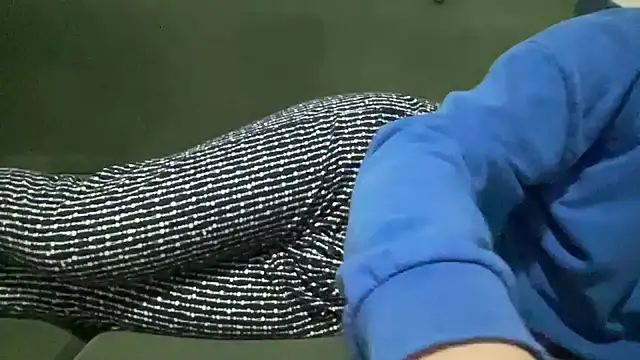 alarasissy online show from March 14, 2025, 3:26 am