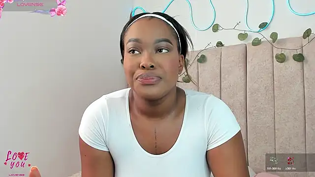 Snapshot of Kaseydelvey chatting on October 28, 2025, 2:38 pm Kaseydelvey online show from October 28, 2025, 2:38 pm