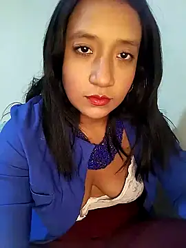 Snapshot of cami_victoria chatting on March 11, 2025, 7:25 pm cami victoria online show from March 11, 2025, 7:25 pm