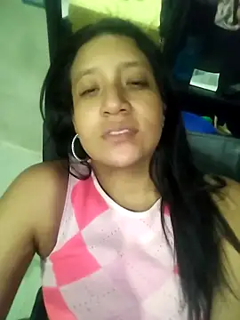 Snapshot of cami_victoria chatting on March 3, 2026, 2:18 am cami victoria online show from March 3, 2026, 2:18 am