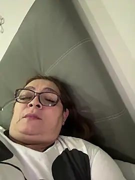 Snapshot of AntonellaAlondra4 chatting on September 10, 2025, 4:11 am AntonellaAlondra4 online show from September 10, 2025, 4:11 am