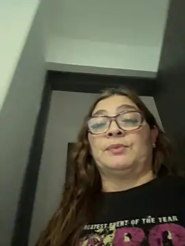 AntonellaAlondra4 online show from February 4, 2026, 3:56 am