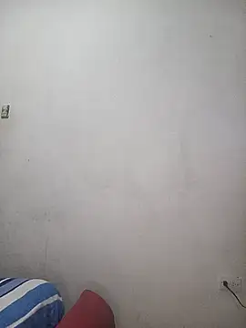 Snapshot of arqui009 chatting on June 19, 2026, 1:44 am arqui009 online show from June 19, 2026, 1:44 am