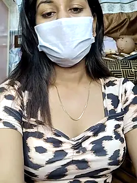 Snapshot of its_sophiaa chatting on May 10, 2026, 9:24 am its sophiaa online show from May 10, 2026, 9:24 am