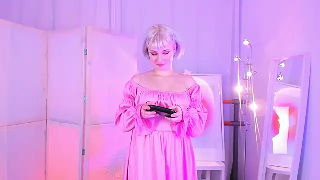 Pieris Lisa online show from January 20, 2025, 1:53 pm