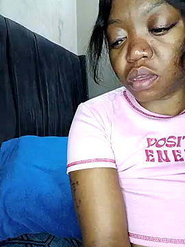 Snapshot of slimcate91 chatting on November 9, 2025, 12:47 am slimcate91 online show from November 9, 2025, 12:47 am