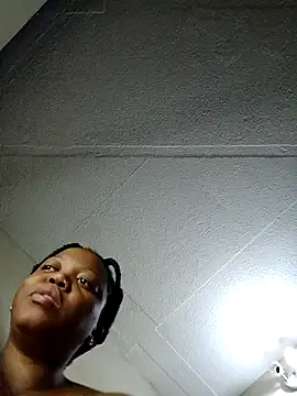 slimcate91 online show from April 4, 2026, 11:22 pm